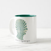 私は催眠療法士の緑の渦巻き状態だと信じる ツートーンマグカップ (正面左)