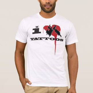 私は入れ墨のTシャツを愛します Tシャツ