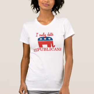 私は共和党員だけにタンクと日付を記入します Tシャツ