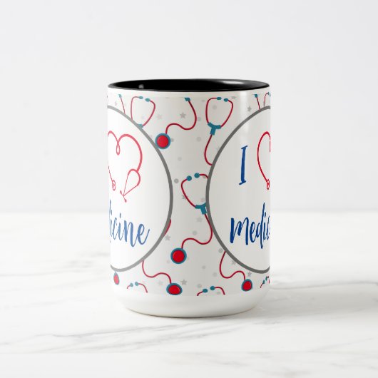 「私は医学が大好き」聴診器の医師の贈り物 ツートーンマグカップ (中央)