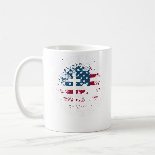 私は十字の旗のKneelを得意気に意味します コーヒーマグカップ (左)