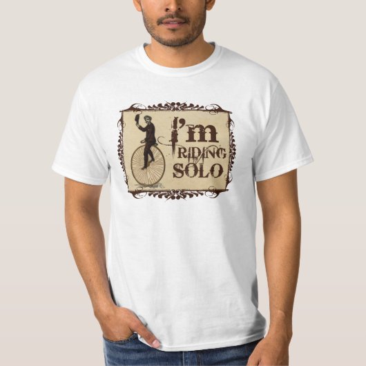 私は単独で乗っています Tシャツ (正面)