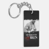 私は印を付けられたKeychainです: Bren キーホルダー (正面左)