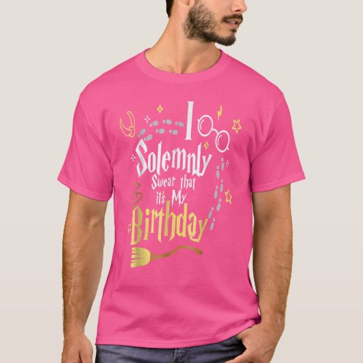 私は厳粛にそれを誓う誕生日 Tシャツ (正面)