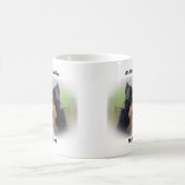 私は友達のマグカップを口にしゃべる。 コーヒーマグカップ (中央)