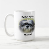 私は友達のマグカップを口にしゃべる。 コーヒーマグカップ (左)