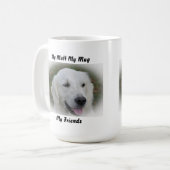 私は友達のマグカップを口にしゃべる。 コーヒーマグカップ (正面左)