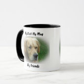 私は友達のマグカップを口にしゃべる。 マグカップ (正面左)