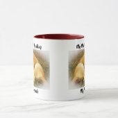 私は友達のマグカップを口にしゃべる。 マグカップ (中央)