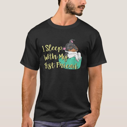 私は友達の犬最高のと寝る Tシャツ (正面)
