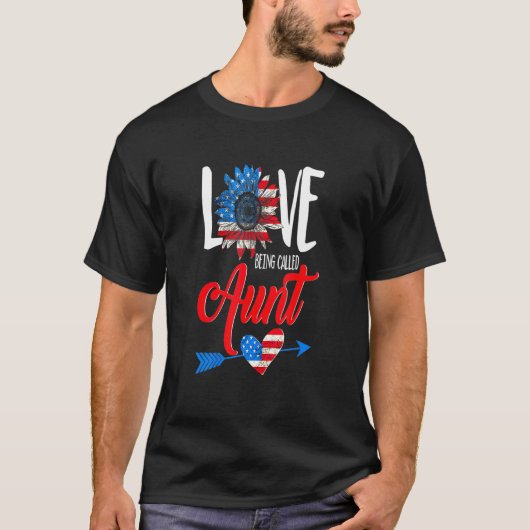 私は叔母ひまわりアメリカ国旗Jと呼ばれることが大好き Tシャツ (正面)
