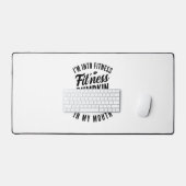 私は口の中でフィットネスのカボチャのパイにおもしろい入る デスクマット (キーボード&マウス)