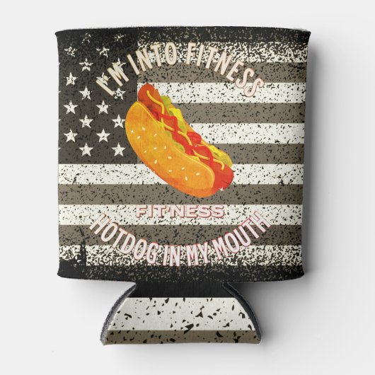 私は口の中でフィットネスフィットネスのホットドッグに夢中になっている 缶クーラー (正面)
