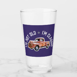 私は古くない私はトラックのグラフィッククラシックトラックである タンブラーグラス