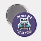 私は古くはない私は車のグラフィッククラシックー マグネット (正面/裏面)