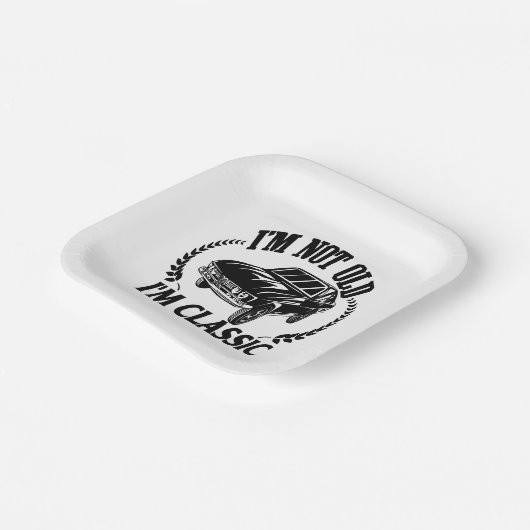 私は古くはない私は車クラシックおもしろい ペーパープレート (傾斜あり)