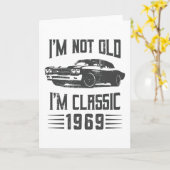 私は古くはない私は1969 60thクラシック誕生日車 カード (黄色い花)