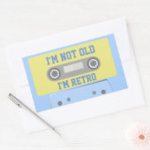 「私は古くはない、レトロだ」 長方形シール (封筒)