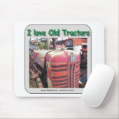 私は古く国際的な収穫機のトラクターを愛します マウスパッド (マウス)