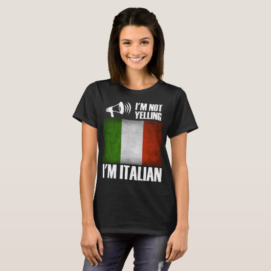 私は叫んでない、私はイタリアイタリアンのおもしろいプライド Tシャツ (正面フル)