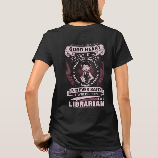 私は司書のおもしろいな女性のTシャツです Tシャツ (裏面)