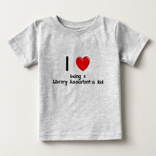 私は図書館の助手の子供のTシャツであることを愛します ベビーTシャツ (正面)