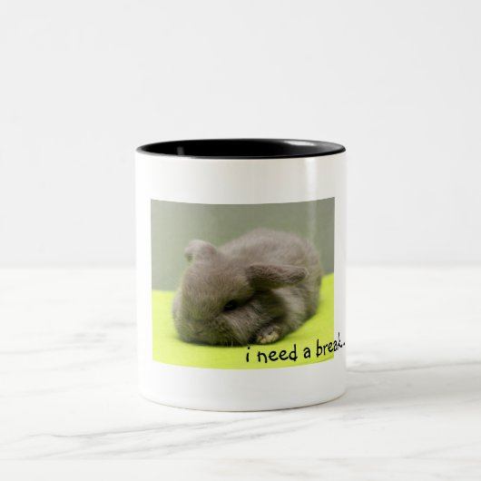 私は壊れ目を…必要とします ツートーンマグカップ (中央)