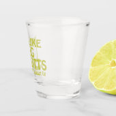 私は大きなパットが好きで、ゴルフのユーモアは嘘をつけない ショットグラス (右)
