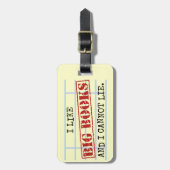 私は大きな本が好きで、図書館に横になれおもしろいない ラゲッジタグ (正面縦)