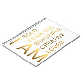 私は大胆で、無鉄砲で、美しく、創造的で、愛されている ノートブック (左側)