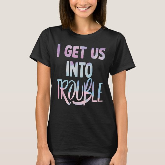 私は夫婦の間でトラブルから巻き込ま最高のす Tシャツ (正面)