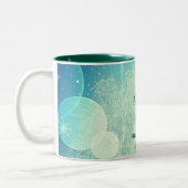 私は奇跡の霜のデザインで信じます ツートーンマグカップ (左)