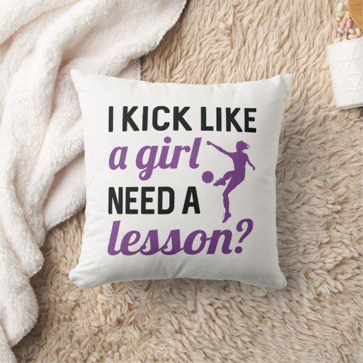 私は女の子がレッスンを必要とするように蹴る クッション (ブランケット)