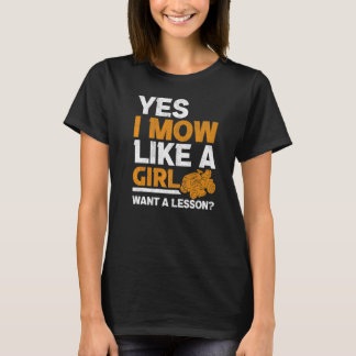 私は女の子の芝刈り庭師の草刈り芝刈りモのように刈る Tシャツ