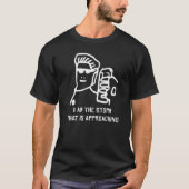 私は女性が近づいているカッコいい嵐だ Tシャツ (正面)