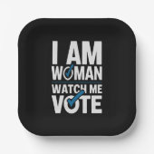 私は女性は私の投票を見ているヴィンテージ ペーパープレート (正面)