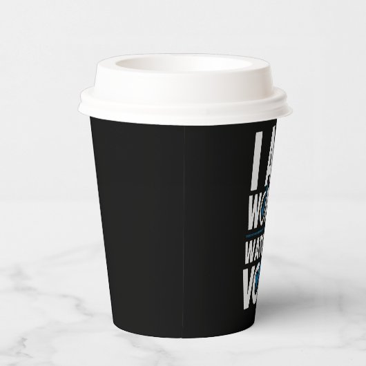 私は女性は私の投票を見ているヴィンテージ 紙コップ (右)