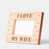 私は妻を愛するタイポグラフィ愛ハート パーソナライズされた レーザー彫刻フレーム (左)