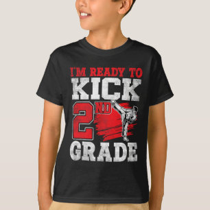 私は学校に二等空手Ckを蹴る準備ができている Tシャツ