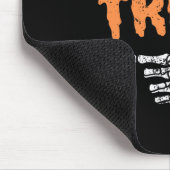 私は学校に四等空手Ckを蹴る準備ができている マウスパッド (コーナー)