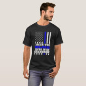私は孫の警察グランドのために青誇りを持ったを戻す Tシャツ (正面フル)
