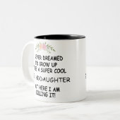 私は孫娘になるとは夢にも思わなかった ツートーンマグカップ (正面左)