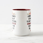 私は孫娘になるとは夢にも思わなかった ツートーンマグカップ (中央)