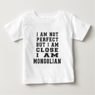 私は完全ではないですが、私がモンゴルの終わりです ベビーTシャツ
