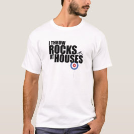 私は家の中で石を投げる Tシャツ