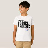 私は家の中で石を投げる Tシャツ (正面フル)