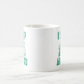 私は寝のまわりにる コーヒーマグカップ (中央)