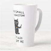 私は小さくて繊細だが、猫に対しても戦う カフェラテマグ (右アングル)