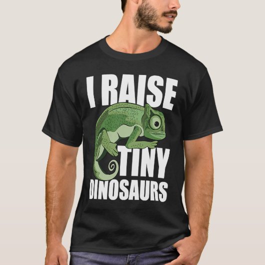 私は小さな恐竜のカメレオンを引き上げおもしろいる Tシャツ (正面)