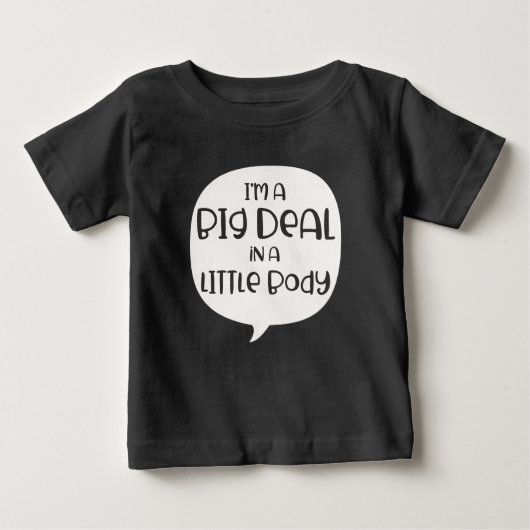 私は少し体が大きいおもしろい ベビーTシャツ (正面)